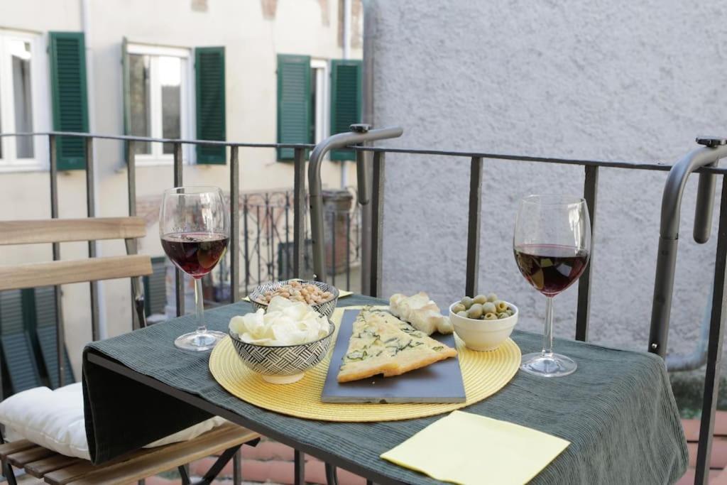 *New Attic*-Lucca Citycenter-Balcony-Netflix 外观 照片